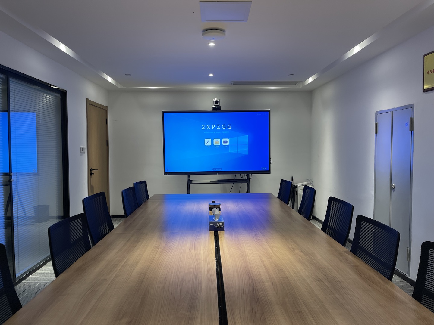 一根電源線的9I看片成人免费室，你見過麽？